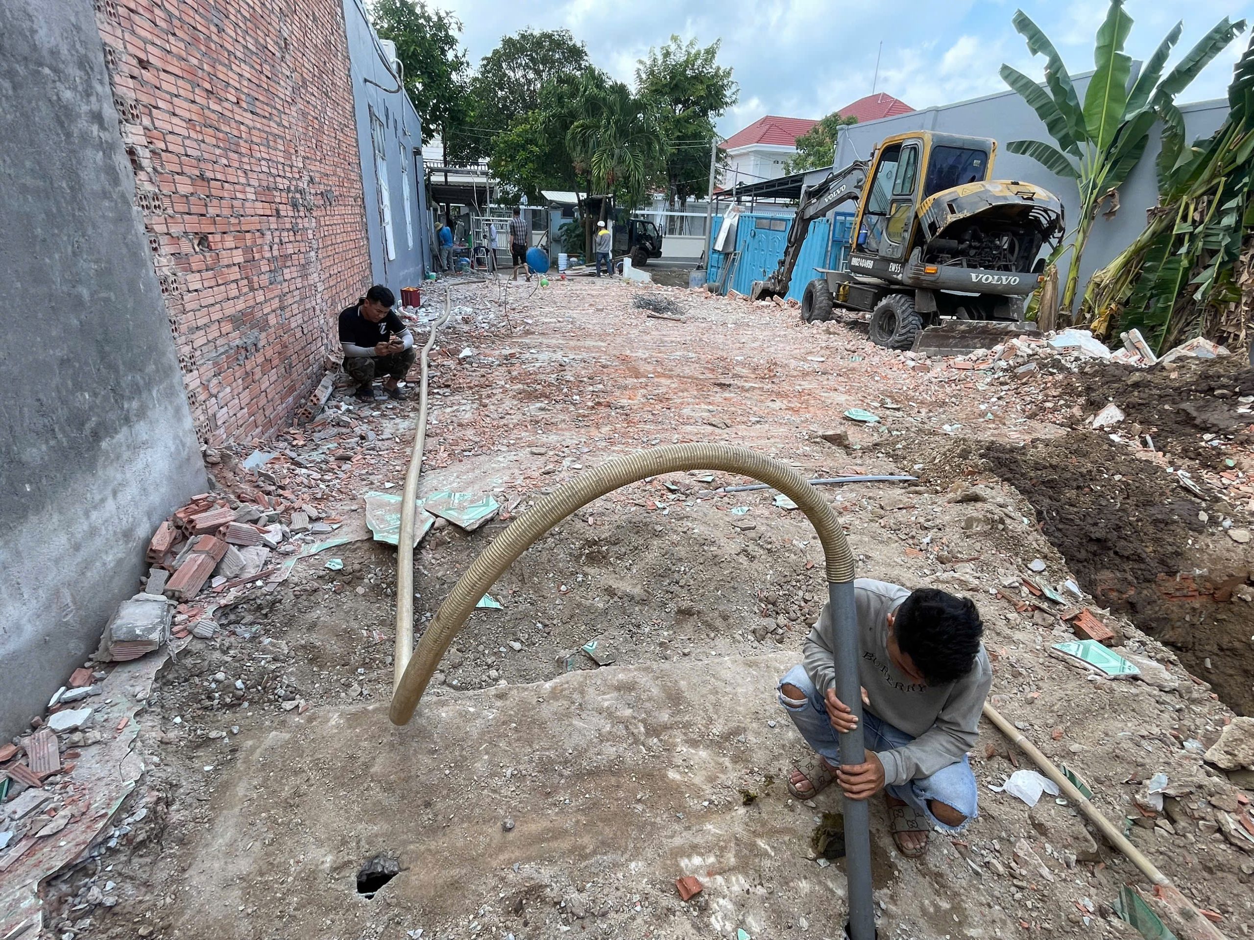 Chúng tôi không hứa nhiều, nhưng luôn làm đúng – làm đủ – làm sạch.