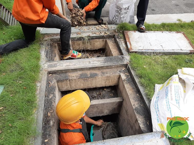 Hút hầm cầu Vạn Phát cam kết giải quyết triệt để nguyên nhân gây nghẹt