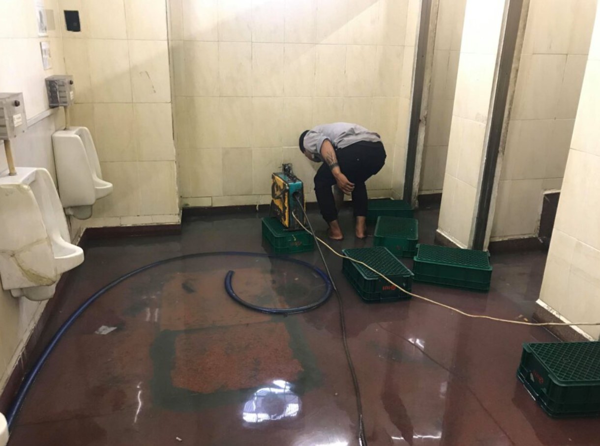 thông cống nghẹt tại KCN Cái Mép của Vạn Phát đã sẵn sàng túc trực 24/7
