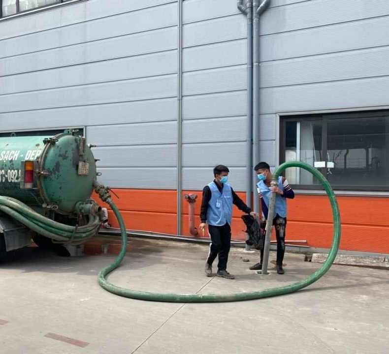 cần hút hầm cầu định kỳ cho doanh nghiệp