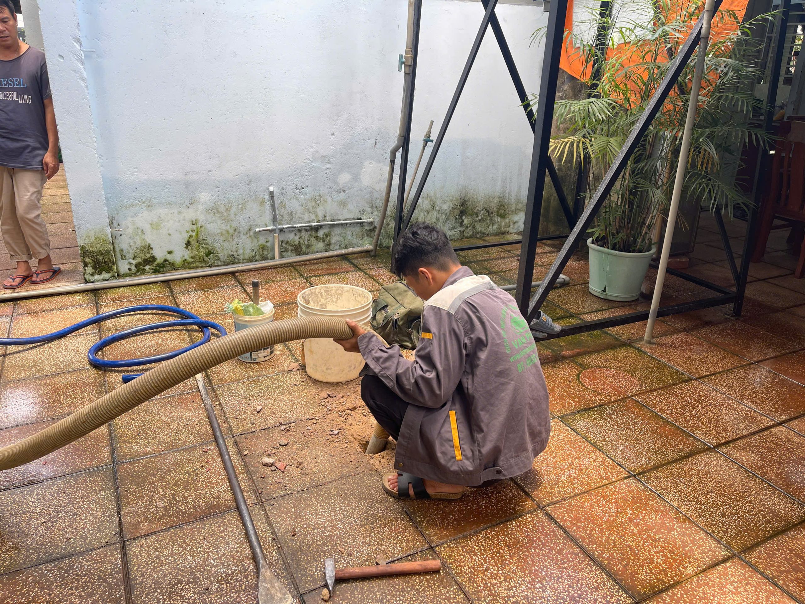 Hút hầm cầu tại An Giang giúp cuộc sống dễ dàng hơn