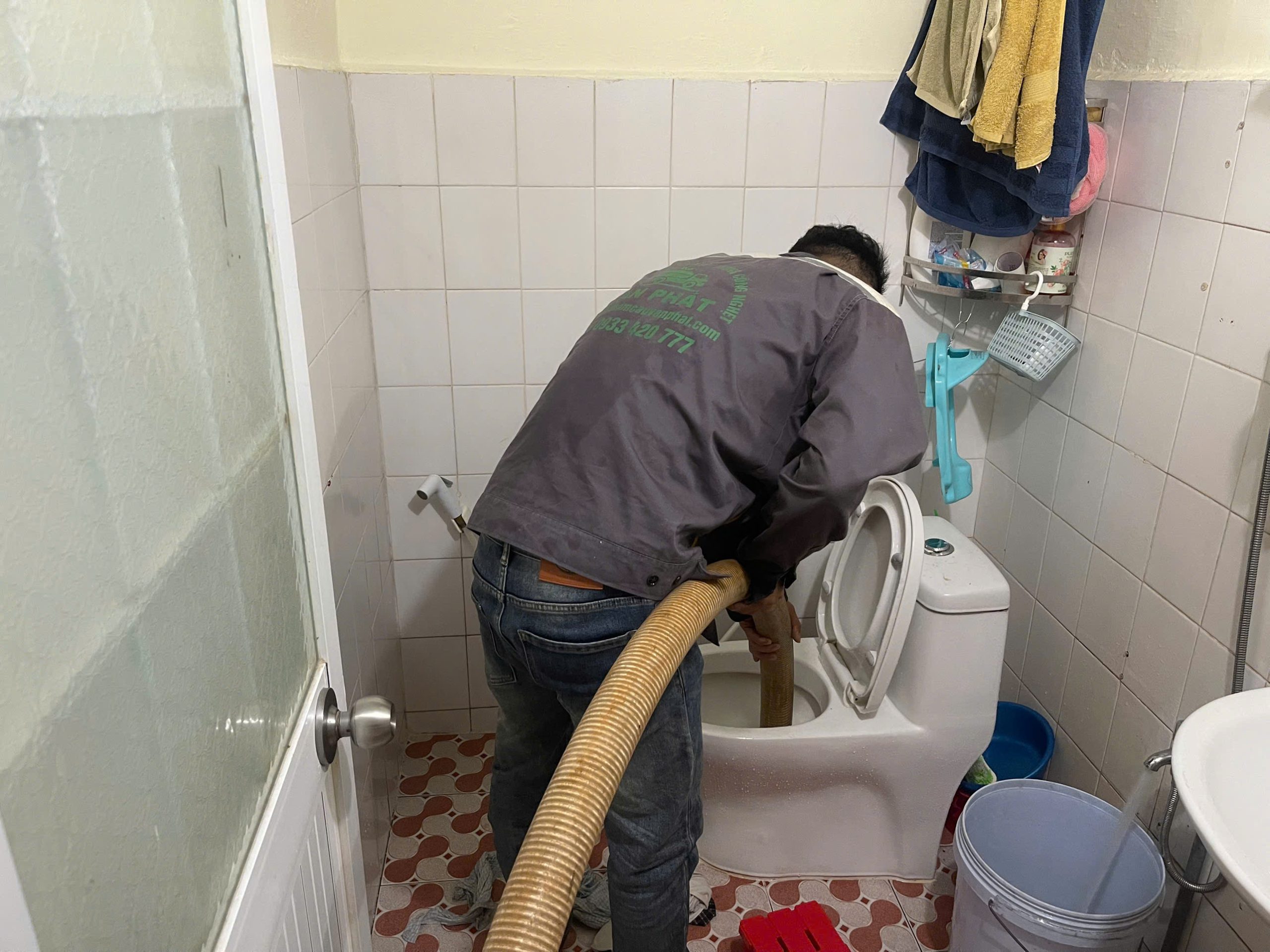 Tình trạng hút hầm cầu hiện nay tại Hậu Giang