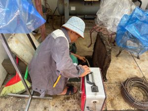 Các cách hút hầm cầu đơn giản, không cần đục