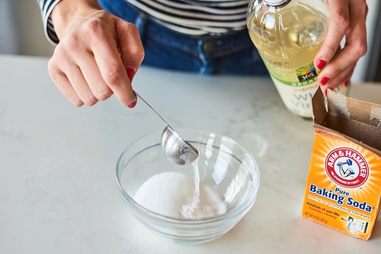 Cách khử mùi hôi cống bằng Baking Soda