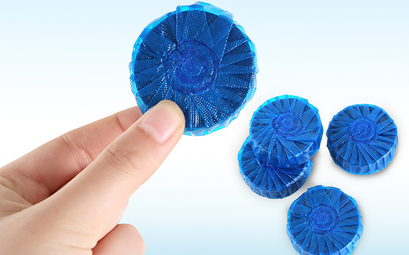 Ưu điểm và nhược điểm viên tẩy bồn cầu 