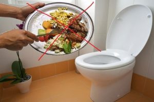 Loại rác thải không nên bỏ xuống bồn cầu để tránh nghẹt cống