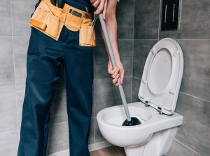 Nguyên nhân và cách xử lý bồn cầu bị hôi do tắc ống dẫn khí