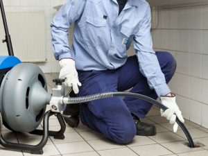 Top 7 dụng cụ thông tắc bồn cầu hiệu quả nhất hiện nay