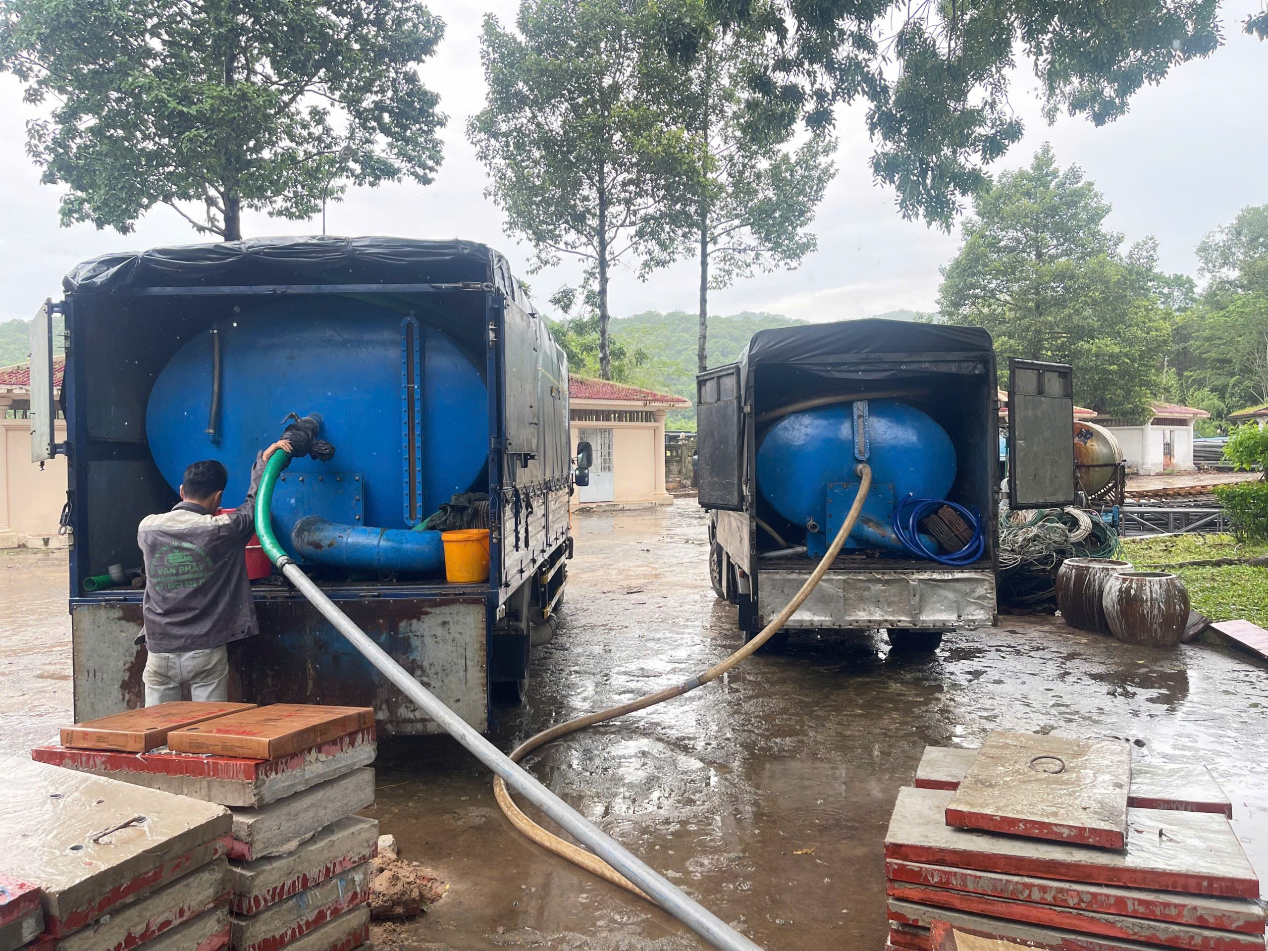 5 dấu hiệu hầm cầu đầy cần hút