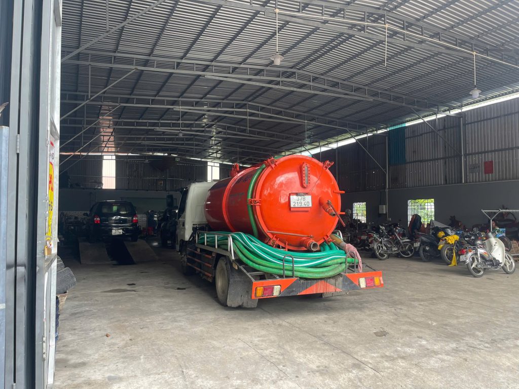 Mẹo xử lý mùi hôi từ hầm cầu đầy Mẹo xử lý mùi hôi từ hầm cầu đầy