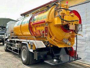Xe bồn thông hút cống công nghiệp công suất lớn tại KCN